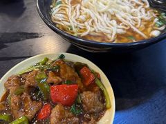 滑炒牛肉面-董记庐春面馆(北京西路店)
