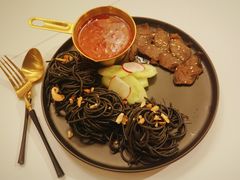 愉市黑美人-愉市 Hippy Market(香榭里花园店)