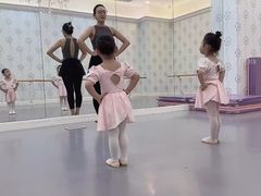 -Isee灰姑娘(龙湖狮山天街店)