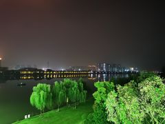 -南京眼步行桥