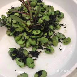 就來套餐唄 裡邊包含了所有的必點大菜 夢想幾天的烤全鴨來嘍