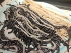 -二荆条·蜀鲜汇城市森林火锅