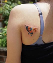 -猛子刺青纹身店