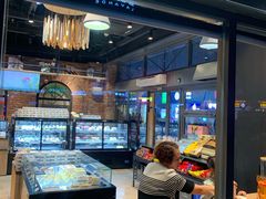 -皇冠幸福里动物奶油生日蛋糕(万达店)