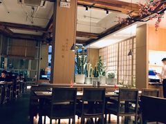 -蜜桃餐厅·伴山(湖滨商业街店)