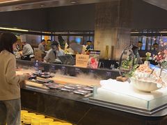 -钱小奴海鲜自助黑金店(杭州滨江龙湖店)