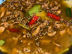 -有红鸡毛店·川菜(建设路店)