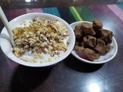 -口口香小吃店