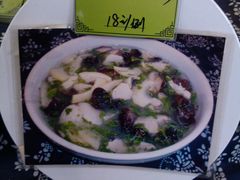 -侬佳蒸菜馆(听潮店)
