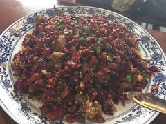 -黄桷树曹家私房菜(江与城店)