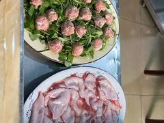 -华哥新鲜猪精品美食