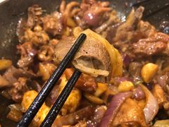 崩砂腩-胡须佬鸡煲四季火锅店(石厦西村直营店)