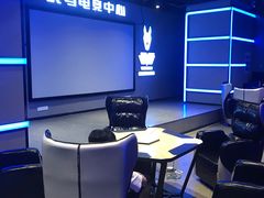 -复兴未来·轰趴空间(泰富百货店)
