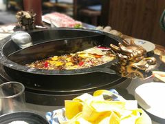 -临江门重庆老火锅(德新里店)