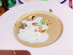 -塞纳河法国餐厅(意式风情街店)