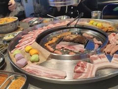 -哈哈碳都·牛肋条无限自助烤肉(台江万达店)