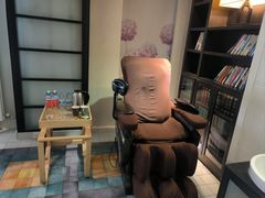 -喜鹊愉家酒店(郑州曼哈顿博览中心地铁站店)