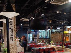 -马路牙子烧烤音乐酒馆(望京店)
