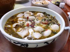 -胡子饮食店