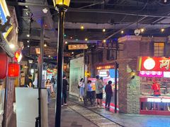 -双燕楼·手工馄饨·汤面小吃(世纪汇店)