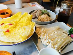 -煲宫猪肚鸡(晶品店)