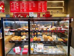 面包甜点陈列柜-星巴克(北京广渠门名敦道店)