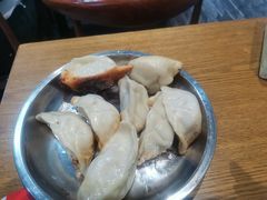 -黄阿姨锅贴大王(万航渡路店)