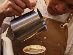 拿铁-Cafe on warm(丹霞店)
