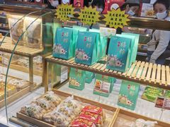 面包甜点陈列柜-清真全盛斋传统糕点(西羊市店)