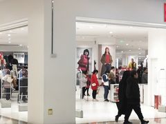 -优衣库(红谷滩万达店)