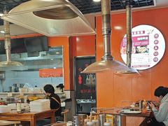 -哈尔滨小酒馆·鲜肉现穿自助烧烤(康新花园店)