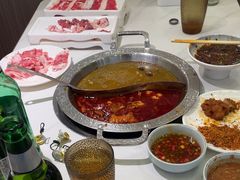 -嘎琉鲜切牛肉自助火锅