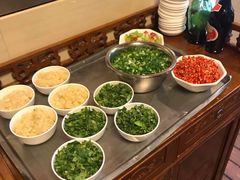 -山城年华老火锅(玉林店)