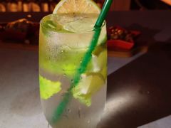 -顽啤熊·酒客酒馆(苏城夜景必选店)