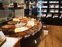 -Laderach 莱德拉(上海环贸iapm店)