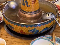-毛辣果·贵州红酸汤牛肉火锅(西单店)
