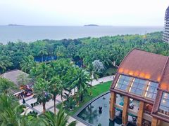 -三亚湾海居铂尔曼度假酒店