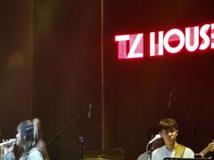 -TZ House音乐现场(来福士中心店)