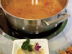 -喃喃椰·糟粕醋·椰子鸡火锅(七堡花园店)