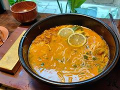-银米·云南传统过桥米线(双廊黑金冠店)