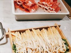 -尚尚仙·酸汤猪手·猪肚鸡火锅(华联万柳购物中心店)