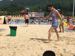 -汤山欢乐水世界