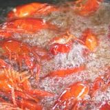 夏季宵夜都爱的麻辣小龙虾