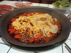 -旧街市鲜货老火锅(大光路店)