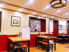 大堂-门框胡同百年卤煮(新街口店)