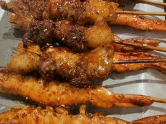 -何妹湿辣牛肉·粤式烧烤砂煲(桂雅路店)
