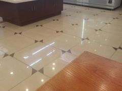 -红宝石·鲜奶小方·海派西点房(南丹店)
