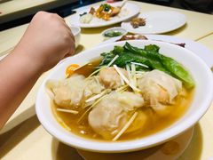 鲜虾云吞面-龙记烧腊茶餐厅(常德路店)