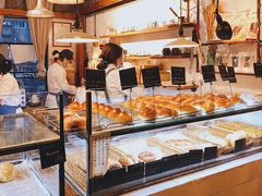 面包甜点陈列柜-仙峰天然面包(迎宾路店)