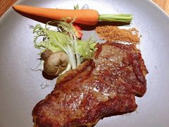 -10號公馆专业果木牛排餐厅